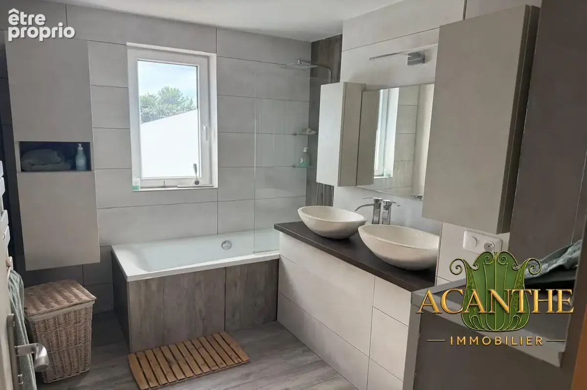 Maison 4 pièces 95 m² à vendre à Castries (34160) - photo 4