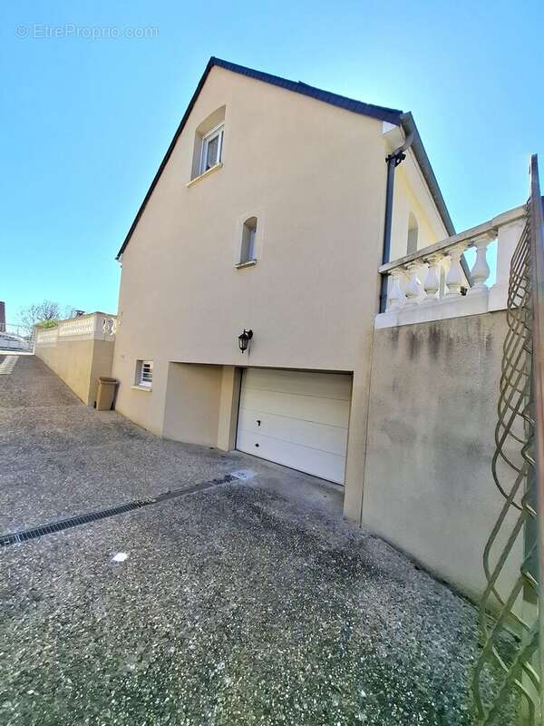 Maison à RUILLE-SUR-LOIR