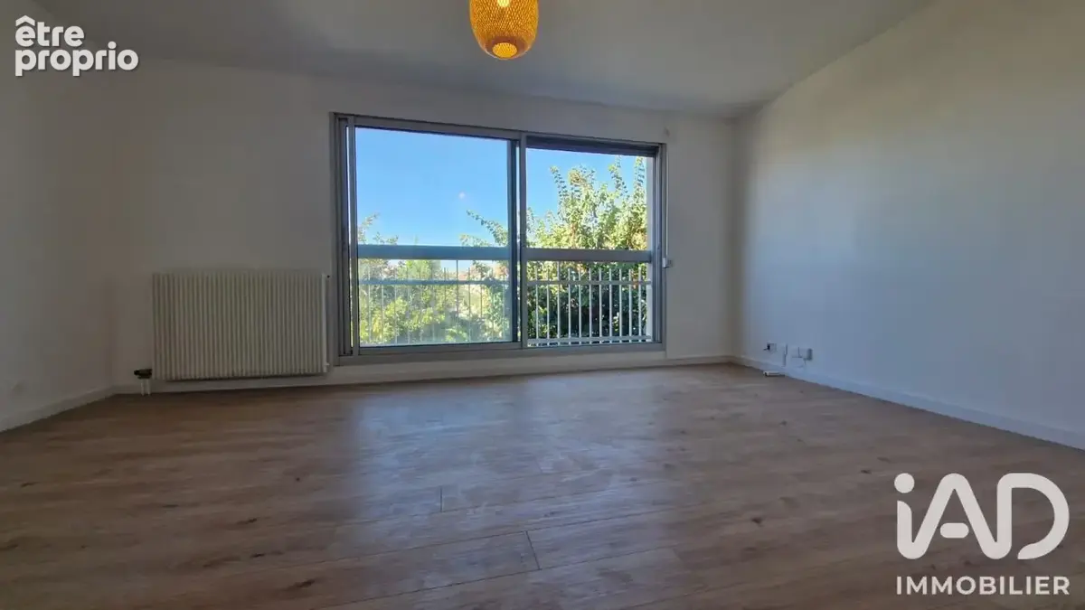 Photo 1 - Appartement à BOURG-LA-REINE