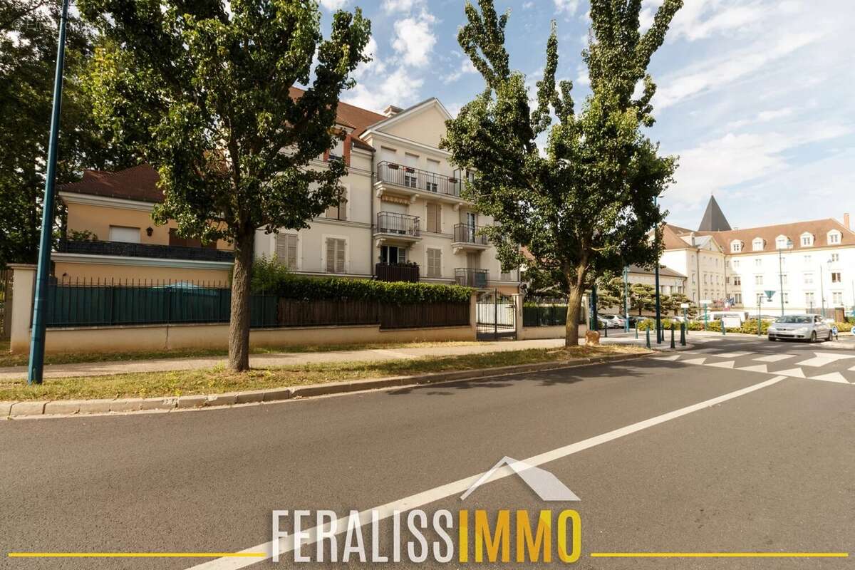 Appartement à VAUREAL