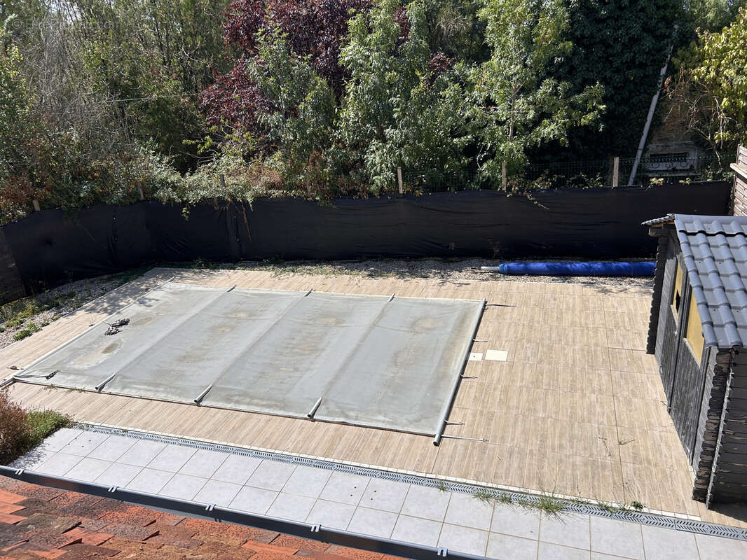A VENDRE Longère 5 pièces avec piscine et jardin à Prissac - photo 12