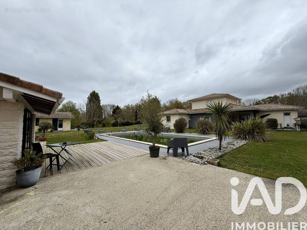 Photo 1 - Maison à PARENTIS-EN-BORN