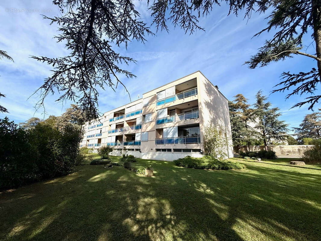 Appartement à ROMANS-SUR-ISERE