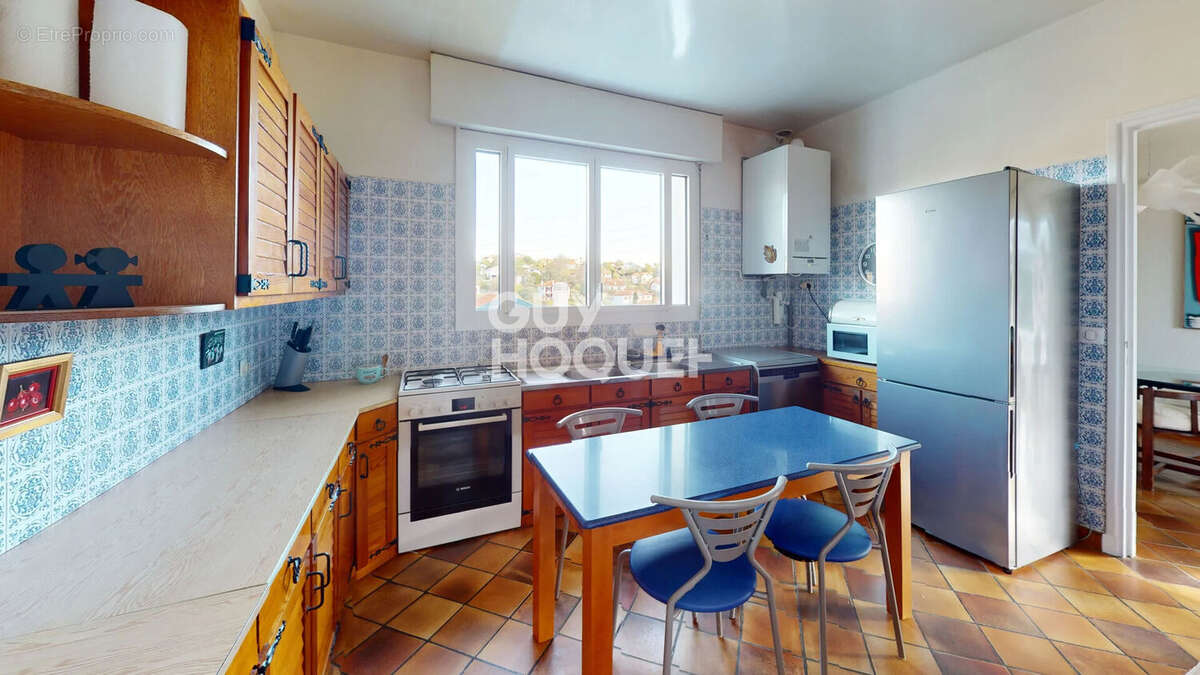 Maison SAINT JEAN DE LUZ 7 Pièces 171 m² - photo 5