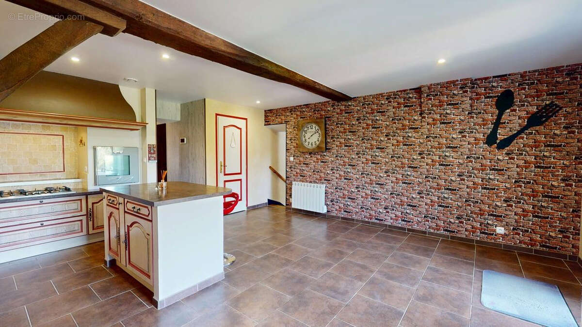 Maison à HUISSEAU-SUR-COSSON