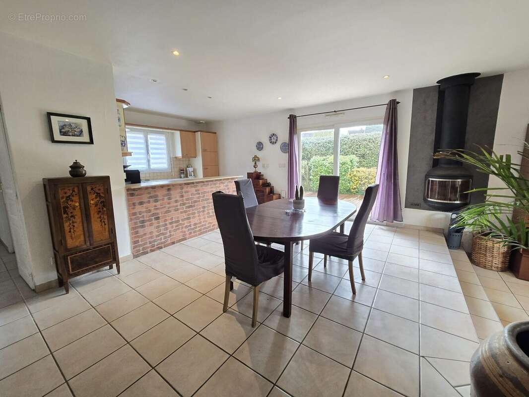 Maison à ARNIERES-SUR-ITON