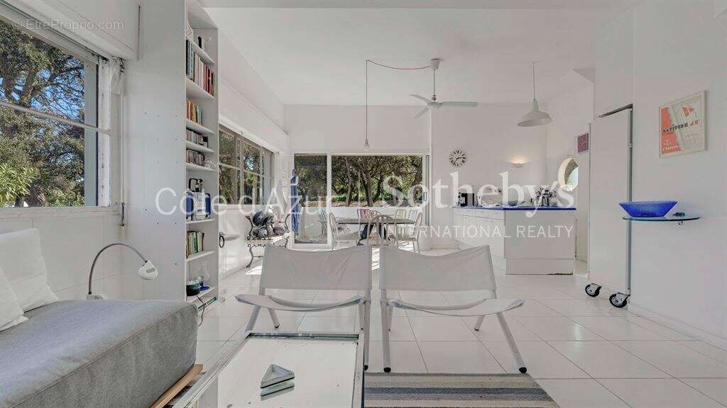 Appartement à SAINT-TROPEZ