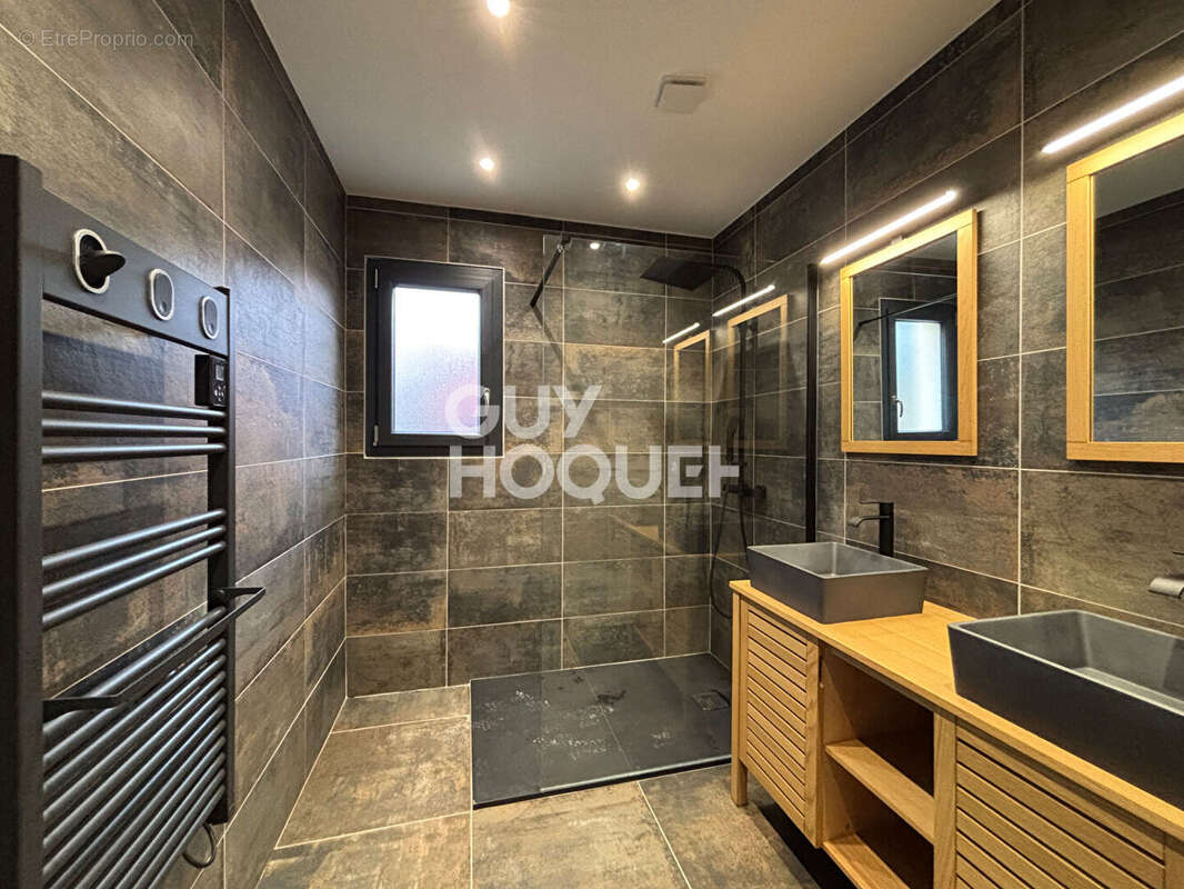 Maison à ONESSE-ET-LAHARIE