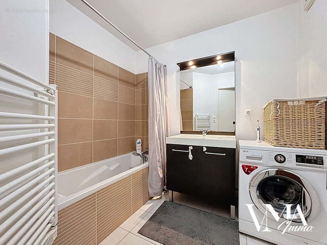 Appartement à CHAMPAGNE-AU-MONT-D'OR