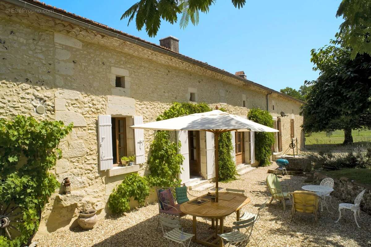 Propriété exceptionnelle de 5 chambres avec des vues superbes - photo 18