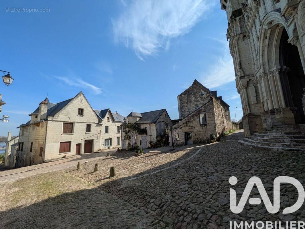 Photo 1 - Maison à CANDES-SAINT-MARTIN