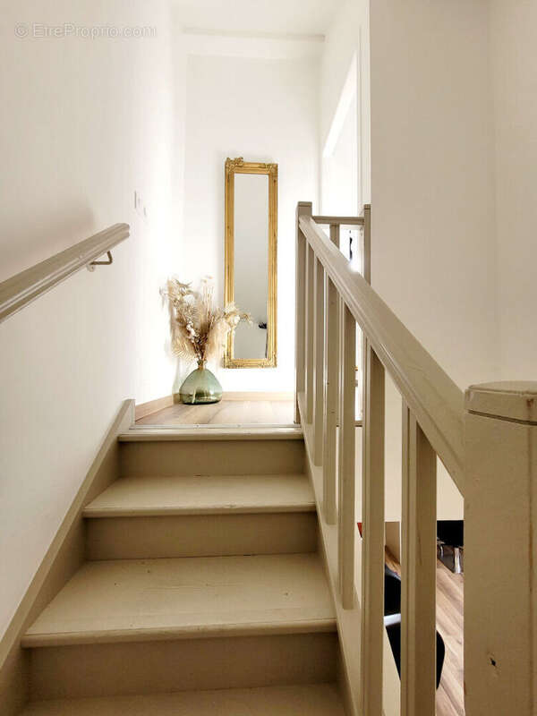 Commerce à MONTBONNOT-SAINT-MARTIN