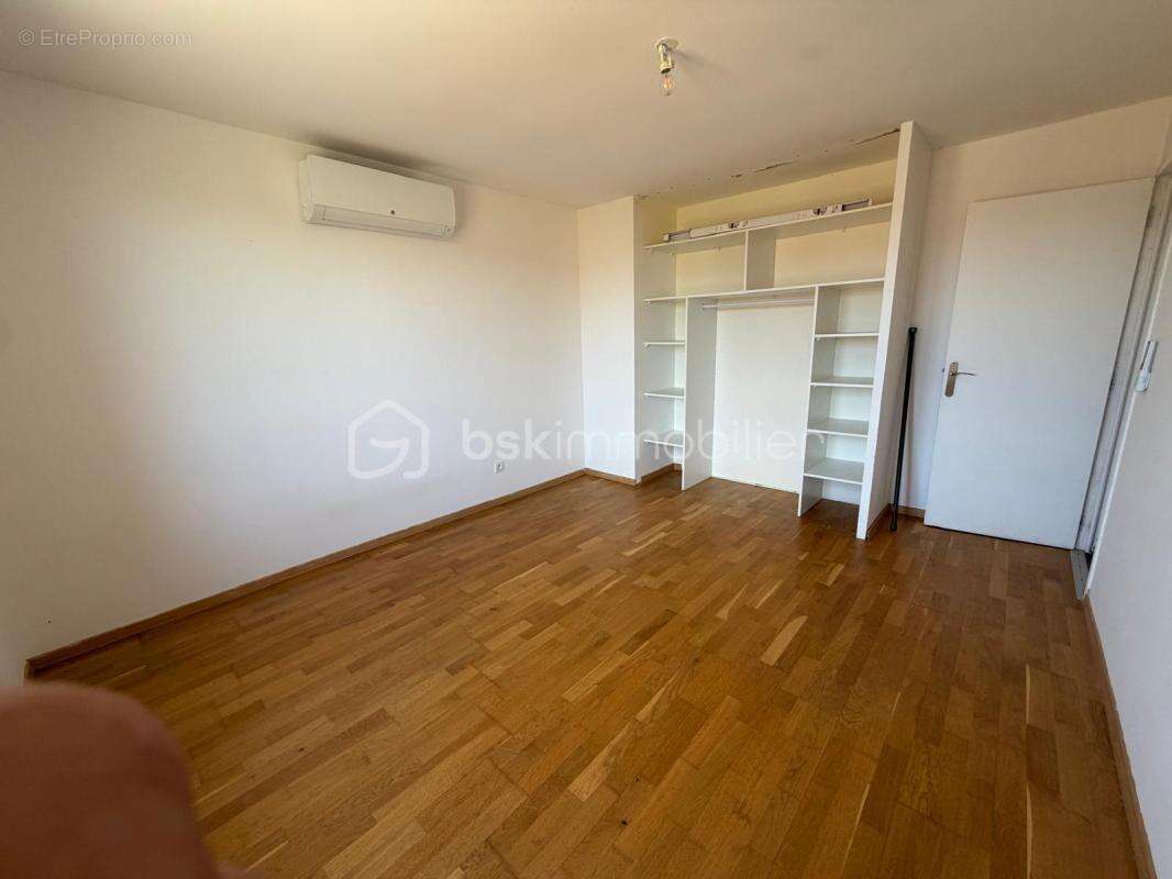 Maison familiale récente – 5 chambres – Pompe à chaleur – À 2 minutes de la gare d'Auneau - photo 13
