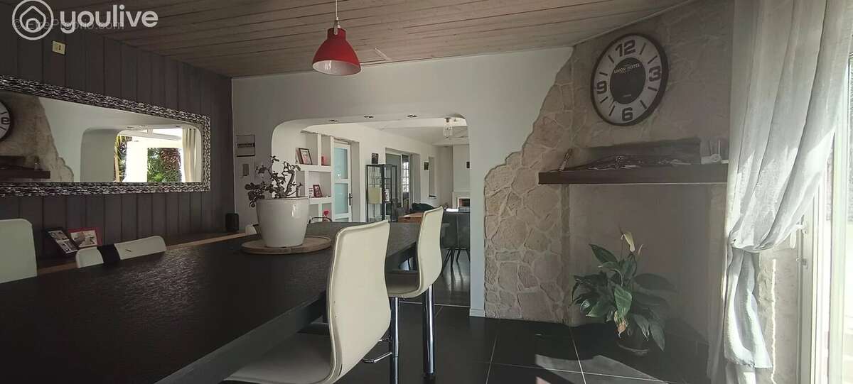 Maison à GROSBREUIL