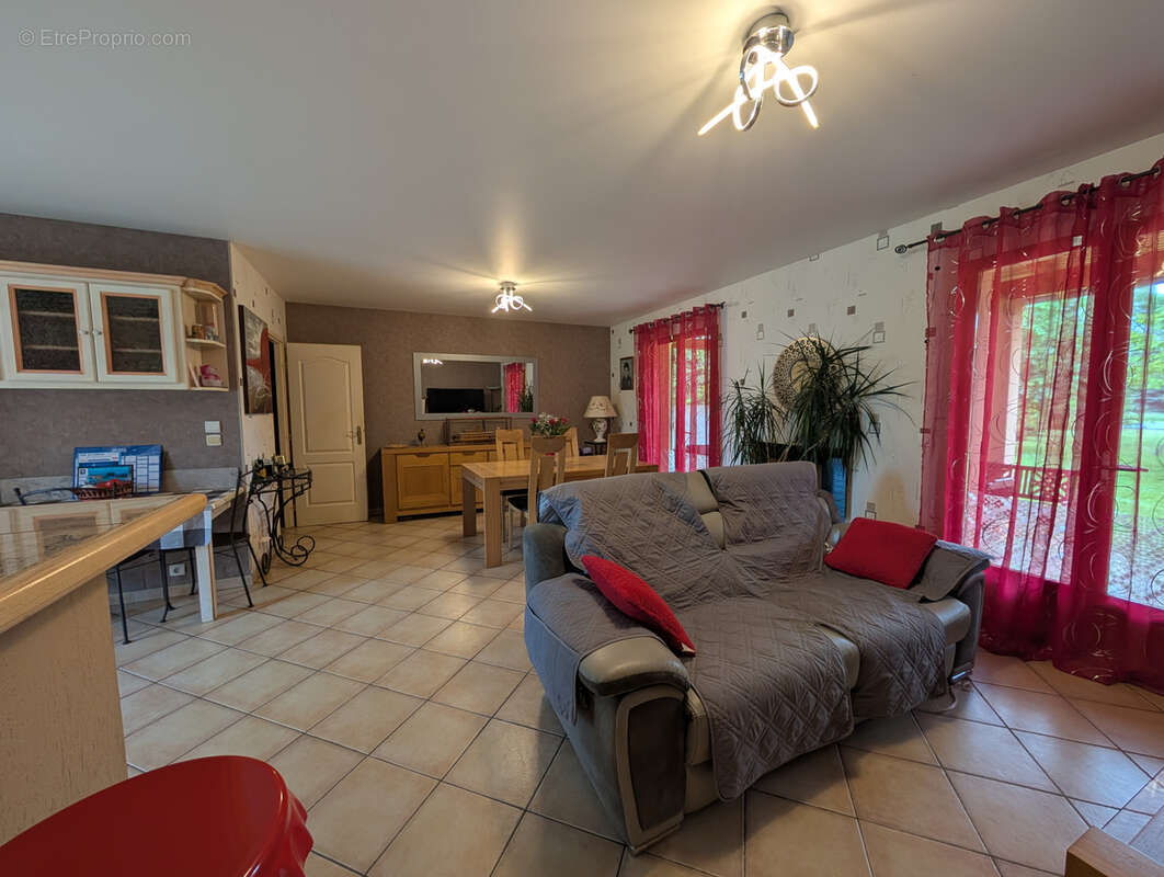 Maison à MARTRES-TOLOSANE