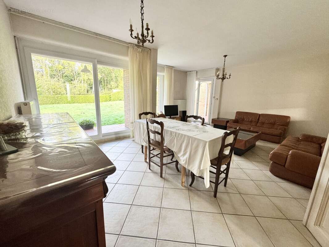 Maison à BERGUES