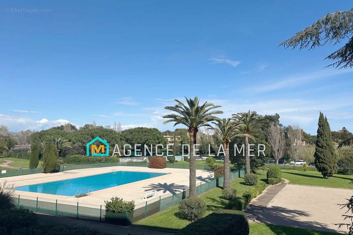 Appartement à MANDELIEU-LA-NAPOULE