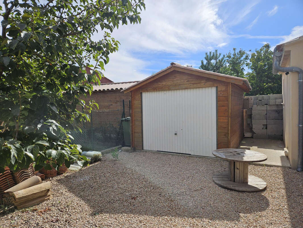 Maison à JONQUIERES