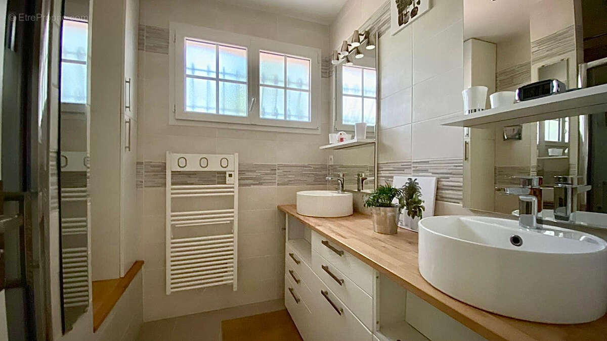 Maison à NOYERS-SUR-CHER