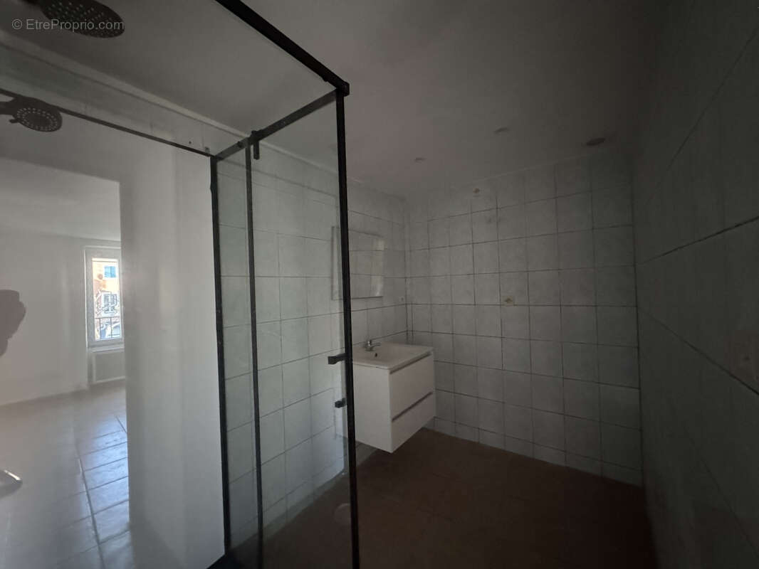 Appartement à COURSAN