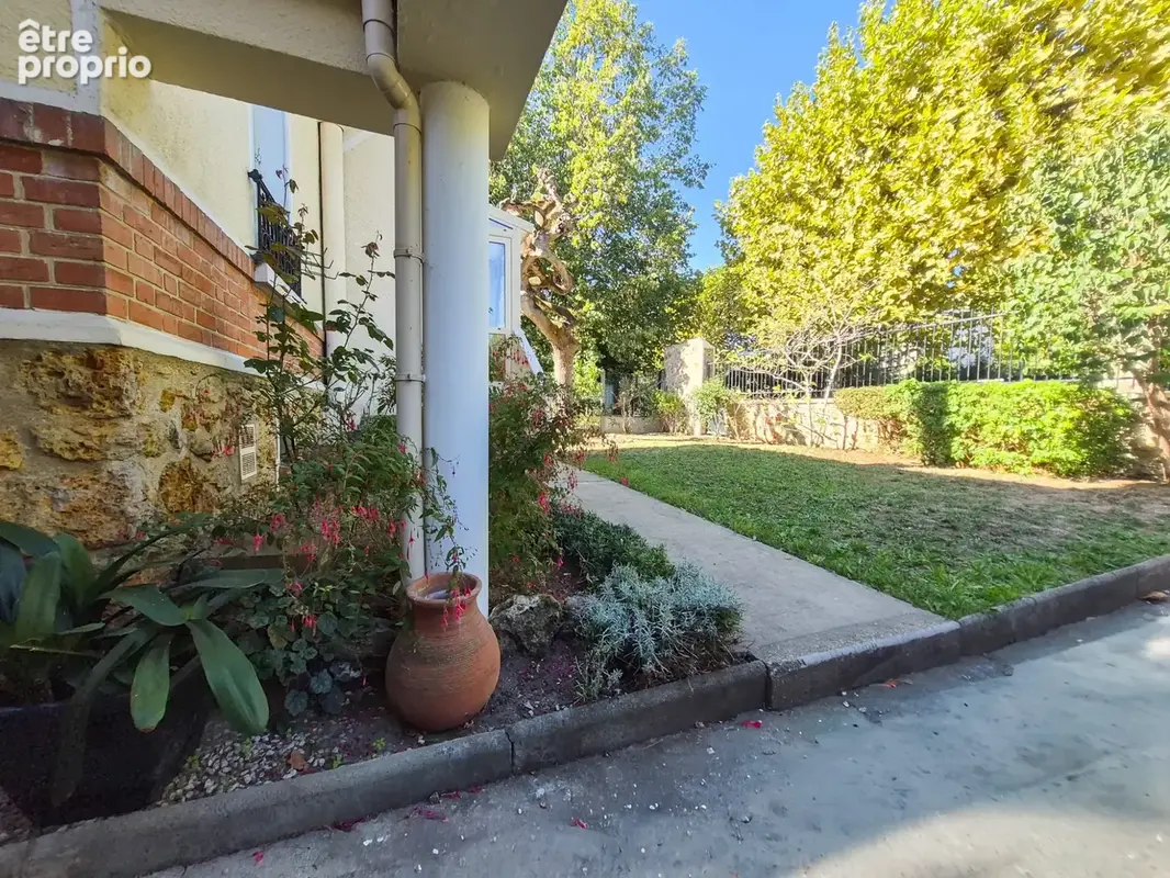 Maison 7 pièces 147 m² à vendre à Verrieres-Le-Buisson (91370) - photo 2