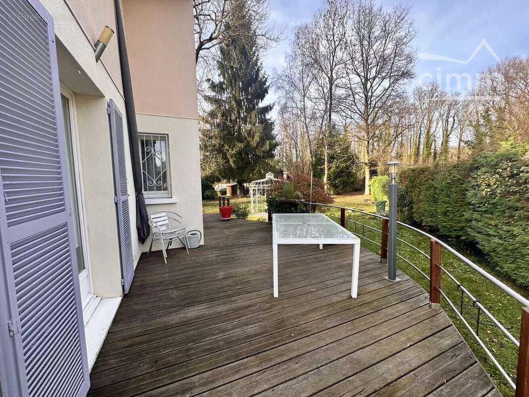 Maison à CONGIS-SUR-THEROUANNE