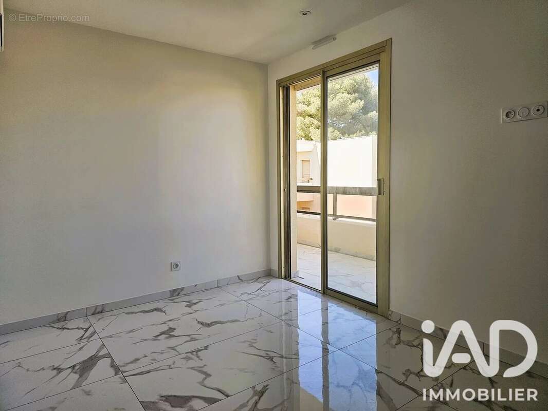 Appartement 81 m² à Antibes  - photo 7