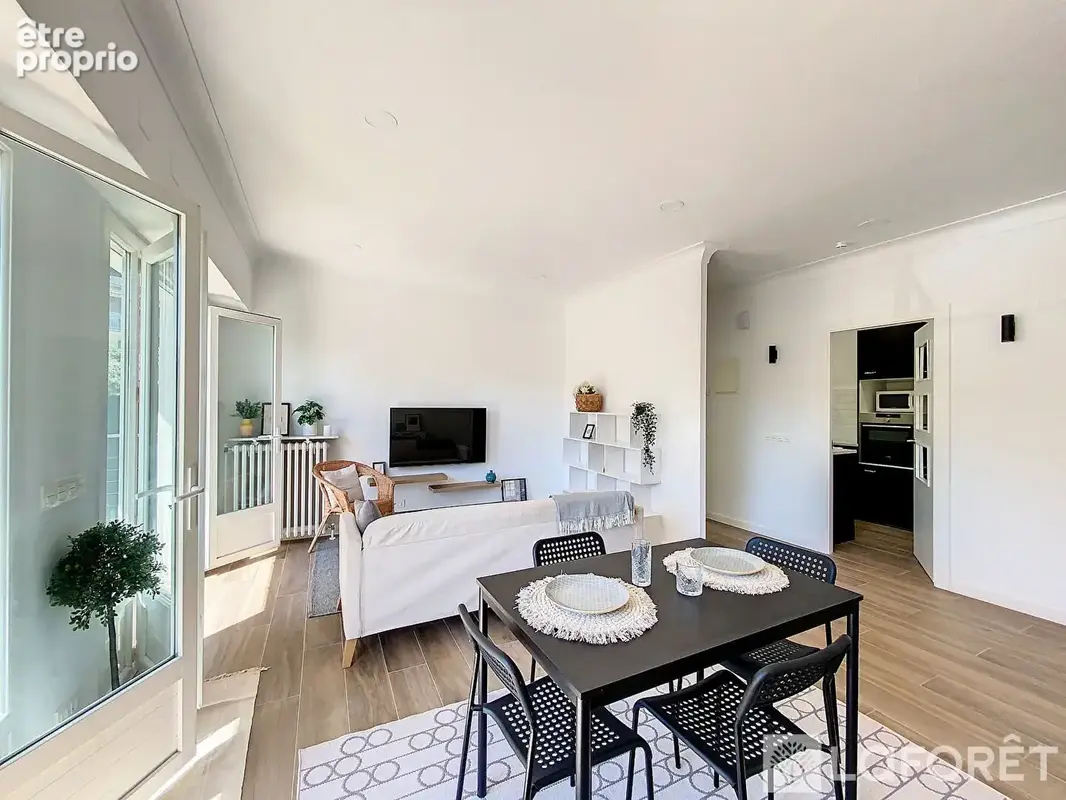 Villa  à côté de Monaco avec magnifique éxterieur,  double garage  et plusieurs places de parkings - photo 15