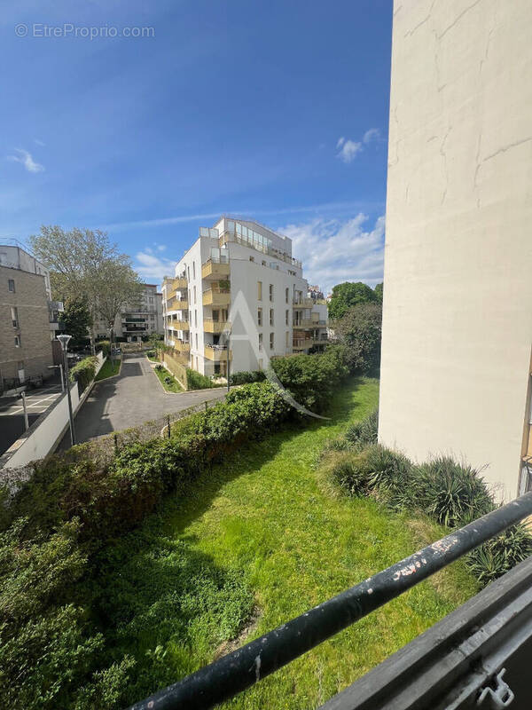 Appartement à AUBERVILLIERS