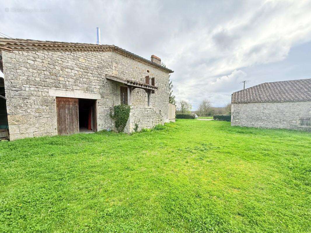 Maison à LAUZERTE