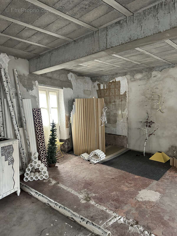 Appartement à L'ISLE-SUR-LA-SORGUE