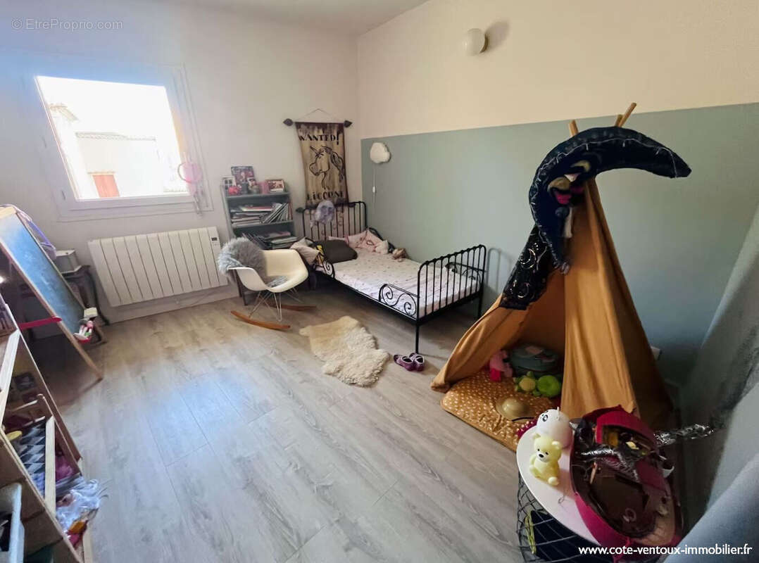 Maison à PERNES-LES-FONTAINES