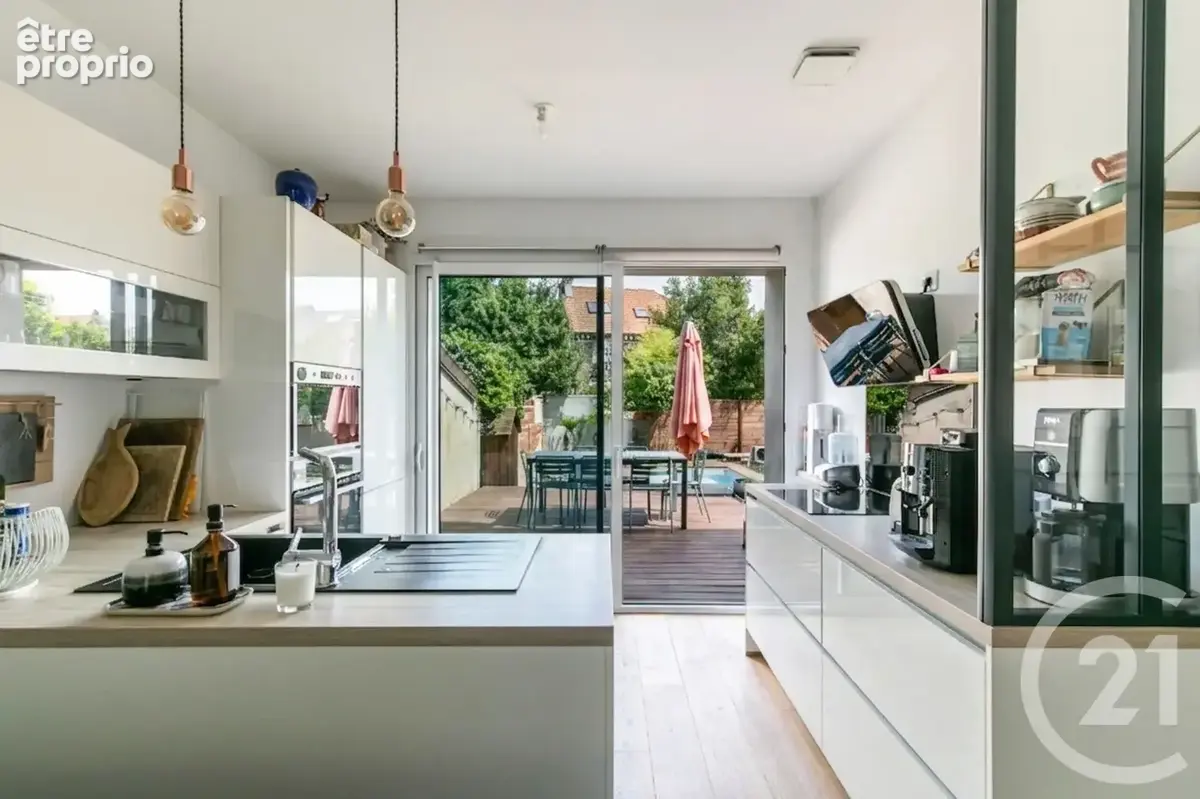 Maison 114 m² à Saint-Maur-Des-Fosses  - photo 12