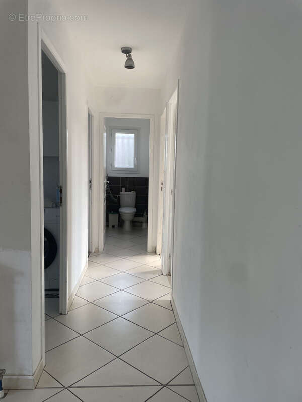Maison de plain-pied de type 5 de 115 M2 avec piscine sur 697 M2 - photo 15