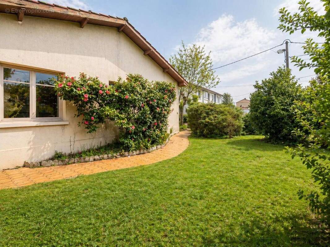 Photo 3 - Maison à VILLENAVE-D'ORNON