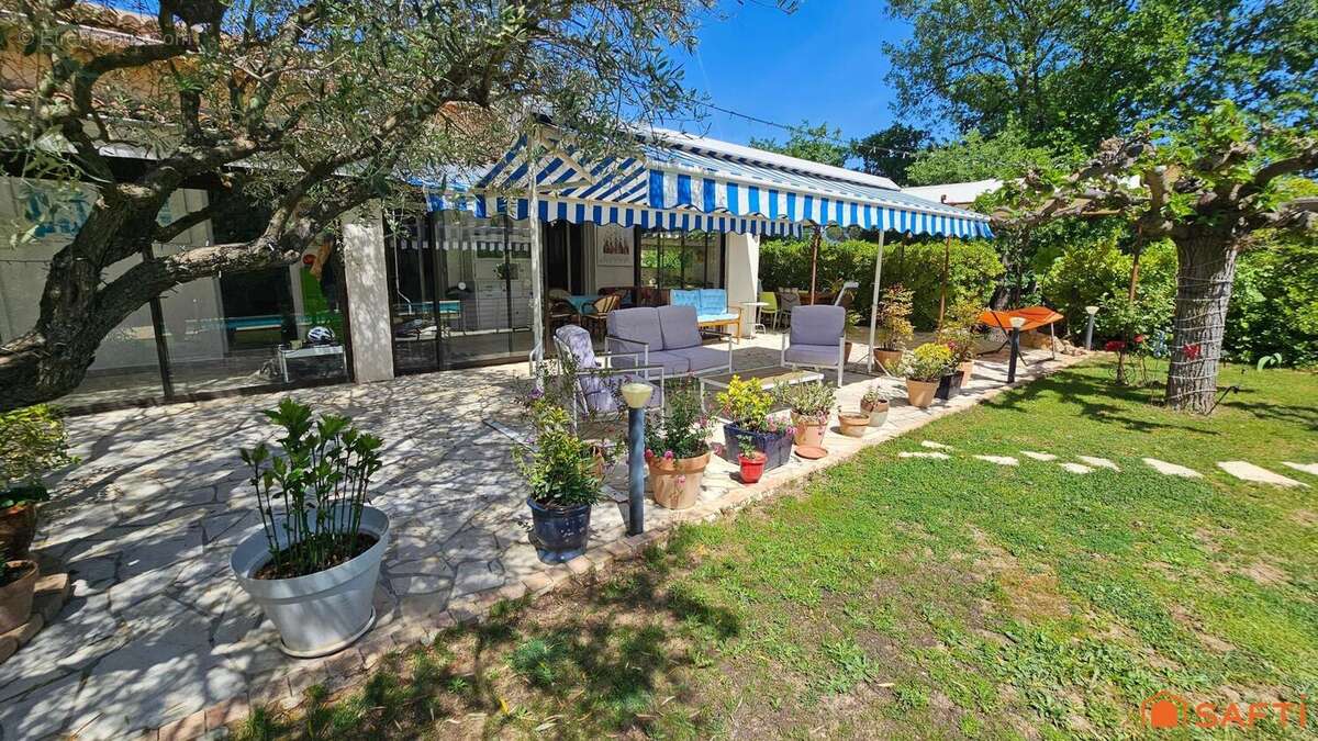 Photo 4 - Maison à SALERNES