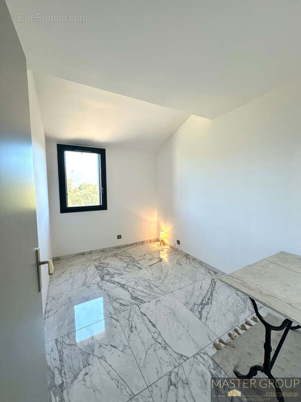 Appartement à CAURO