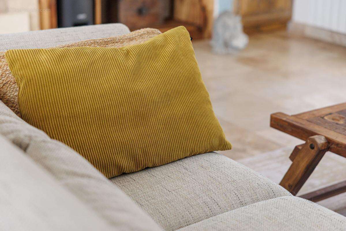 Maison à PUGET-SUR-ARGENS