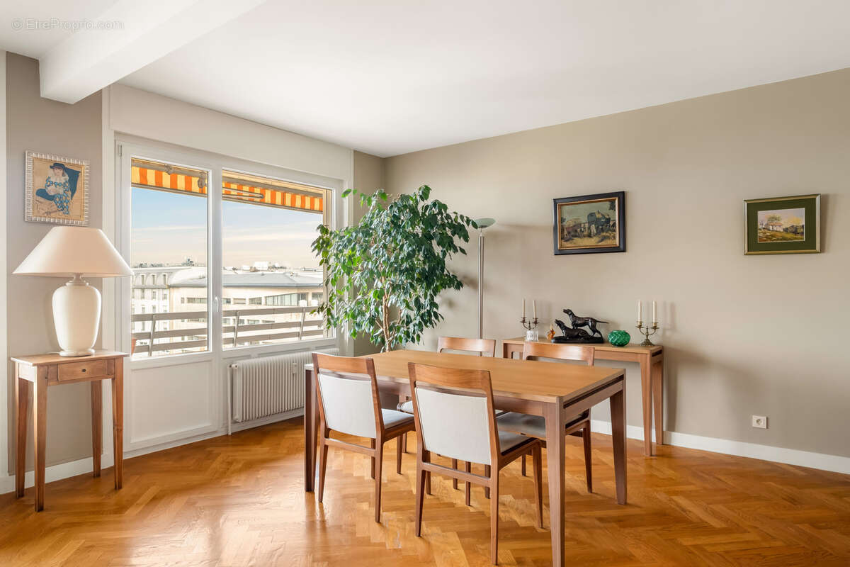 Appartement à CALUIRE-ET-CUIRE