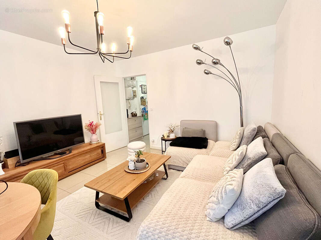 Appartement à NANTERRE