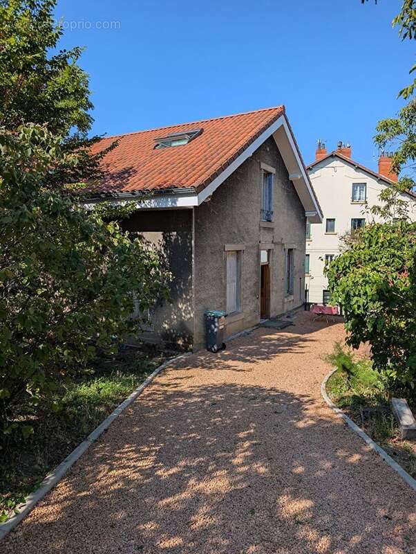 Maison à CLERMONT-FERRAND