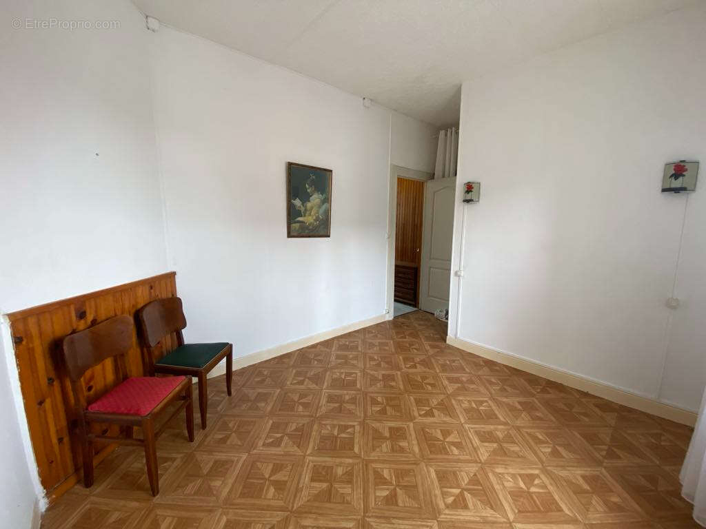 Maison à SAINT-QUENTIN