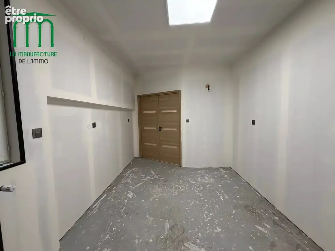 Appartement F5 - 110,09M2. Cave. Garage. Saint-Etienne-Chavanelle - photo 18