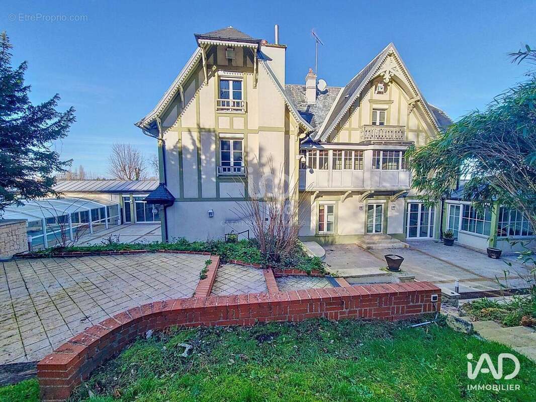 Photo 3 - Maison à LOUVECIENNES