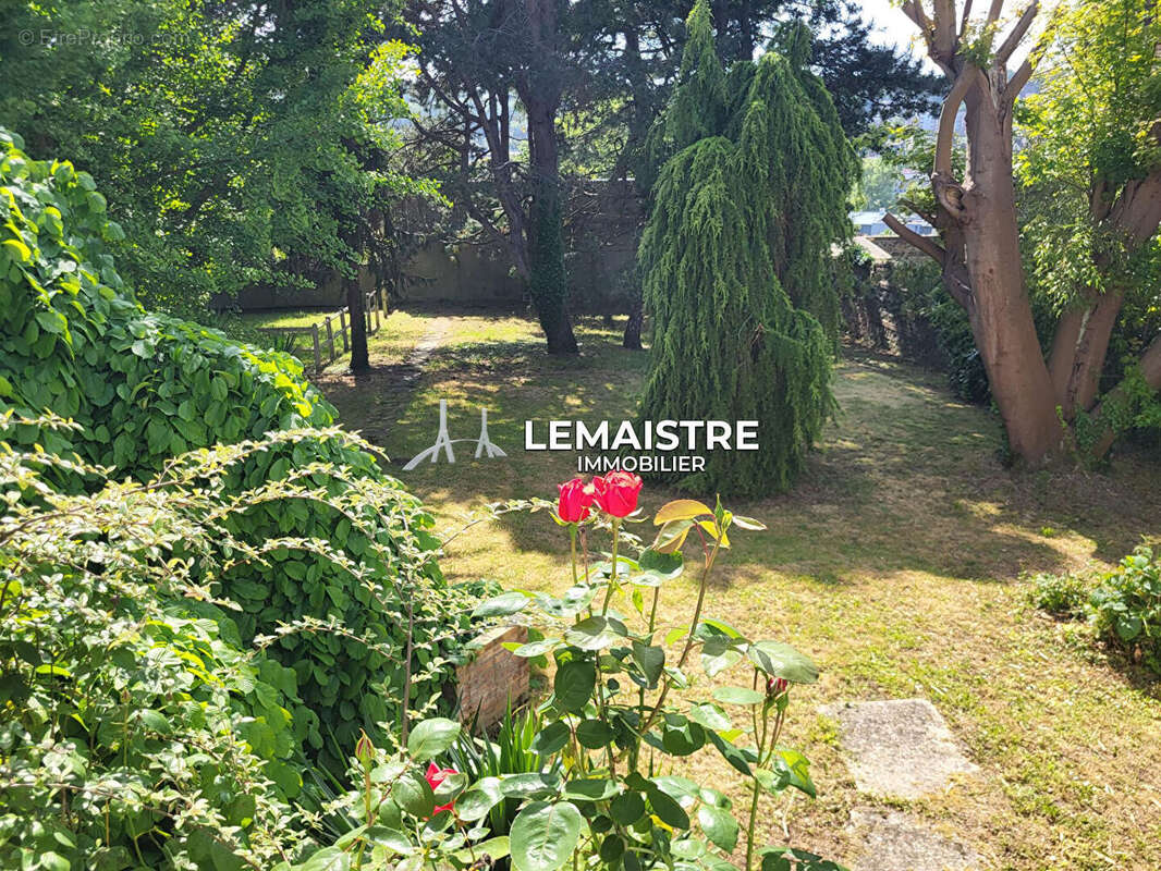 Maison à MONTIVILLIERS