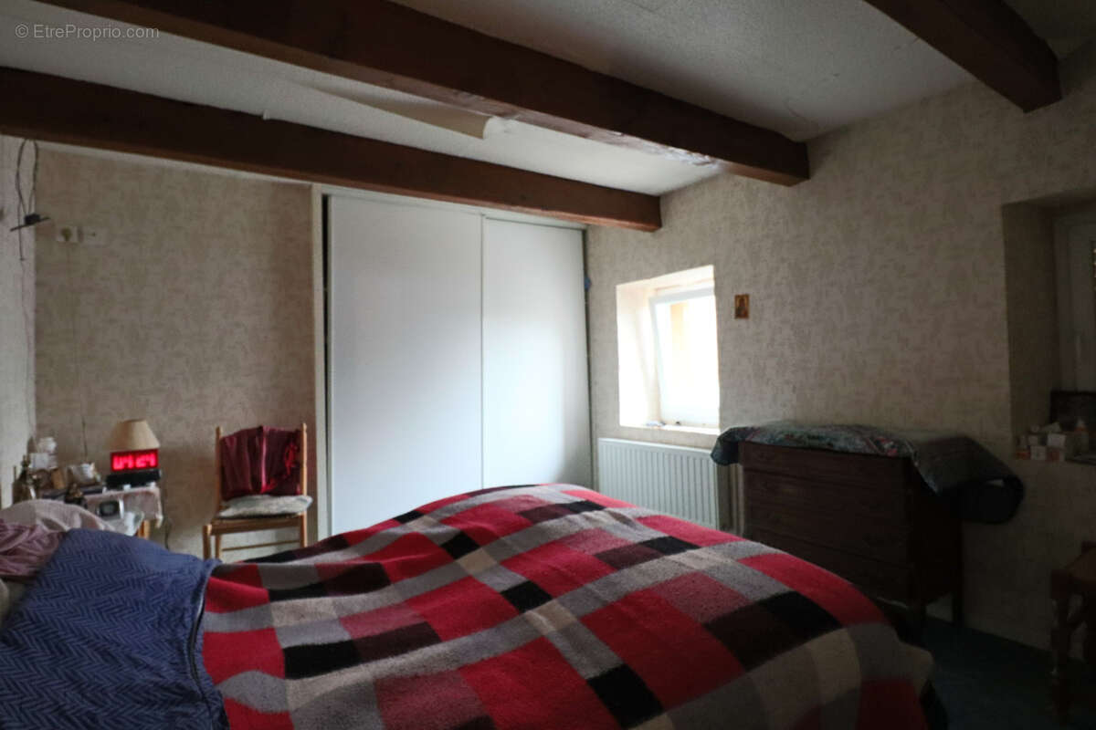 Maison à SAINT-SULPICE