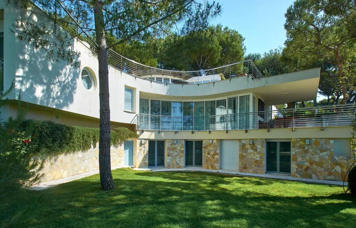 Maison à SAINT-JEAN-CAP-FERRAT