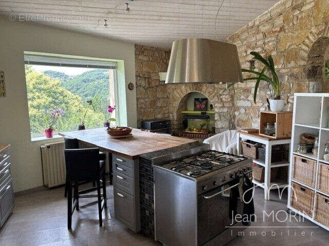 Maison à VERNOUX-EN-VIVARAIS