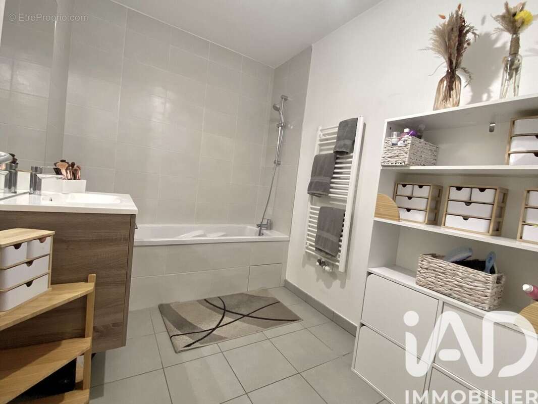 Photo 6 - Appartement à SAINT-LAURENT-DE-MURE