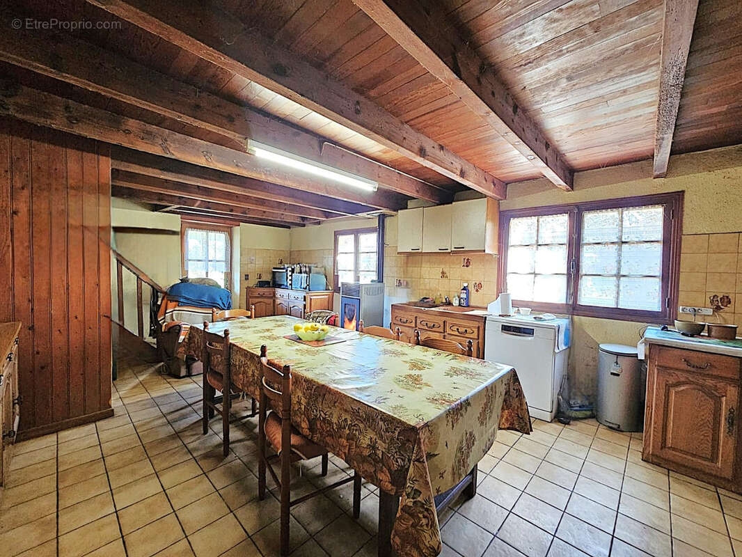 Maison à SAINT-VITE